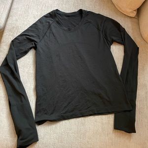 Black Lululemon Size 6 Running Long sleeve